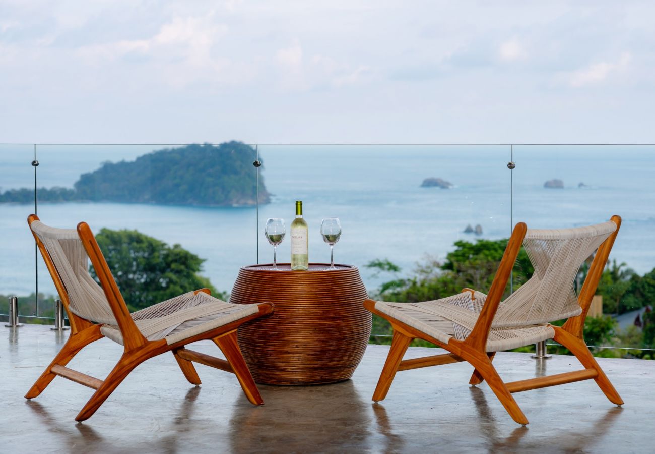 Villa Costa Vida — living and dining space open to the terrace